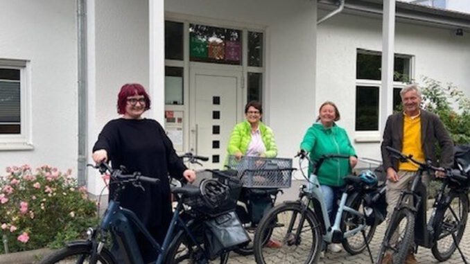 Eltville stattet Verwaltungsmitarbeitende mit vier Elektrofahrrädern und einem Lastenrad aus
