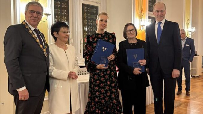 Ludwig Beck Preis geht an Scherbakowa und Nawalnaja, Bürgermut an zwei Lebensretter