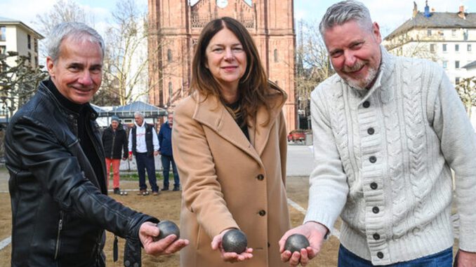 Luisenplatz: Boulebahnen wieder geöffnet und Verleihangebote per App verfügbar