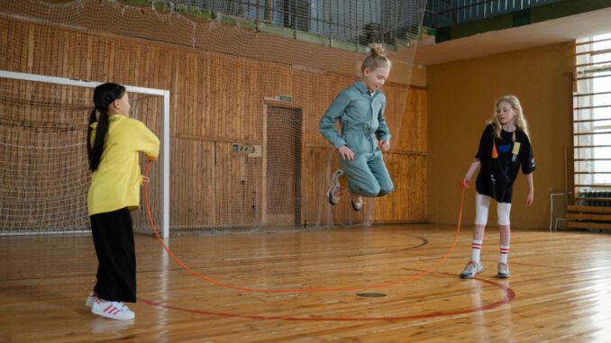 Rüsselsheim bietet Aktionstag für Mädchen zum Ausprobieren von Sportarten in der Großsporthalle