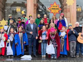 Sternsinger empfangen: Oberbürgermeister betont Einsatz gegen Kinderarbeit